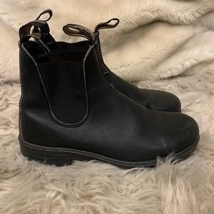 Blundstone black fit  size 7